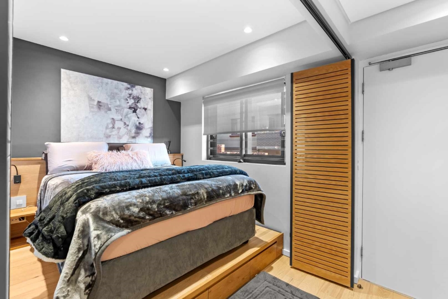 To Let 1 Bedroom Property for Rent in Sea Point Western Cape